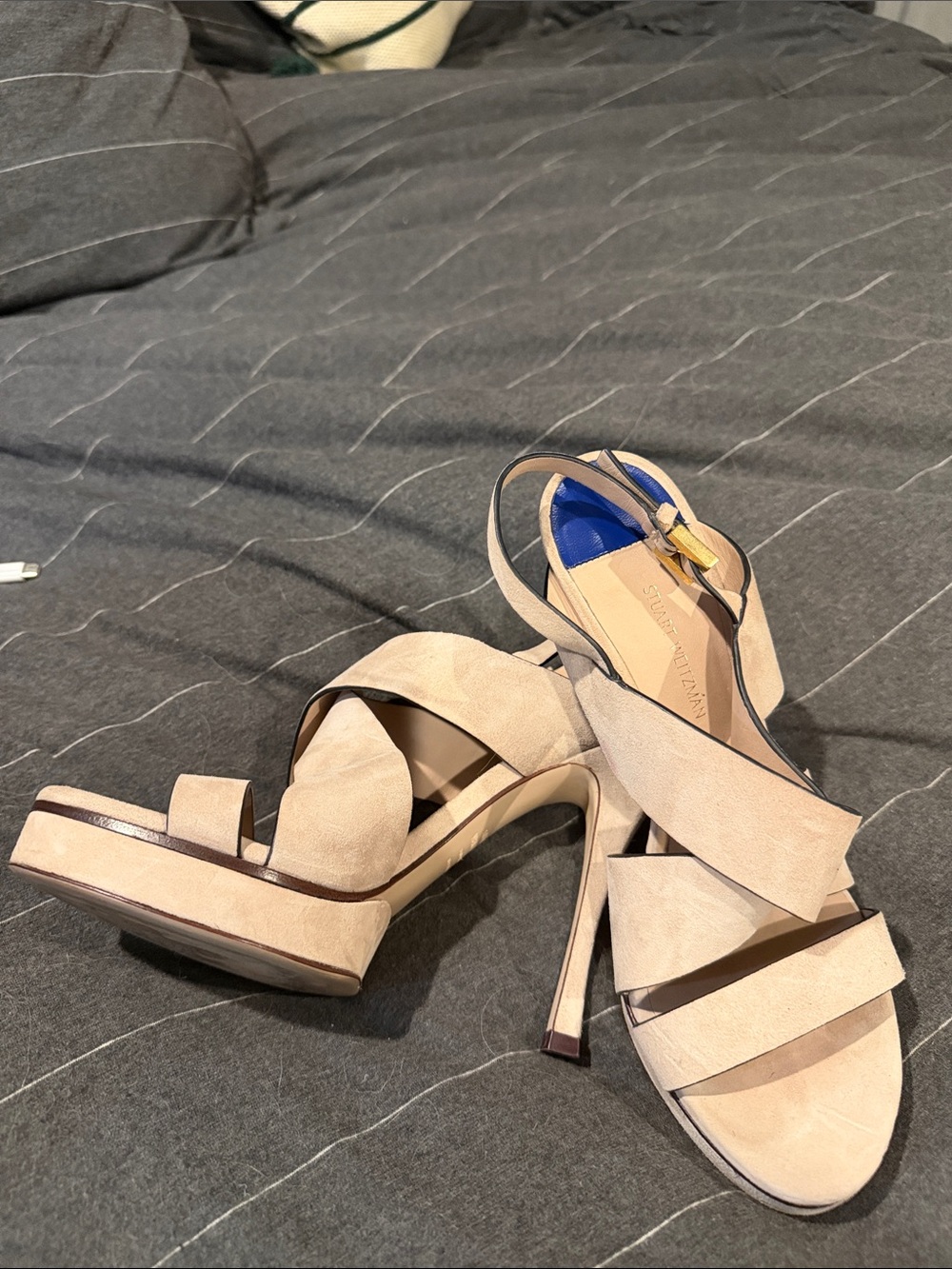 Stuart Weitzman nude heels